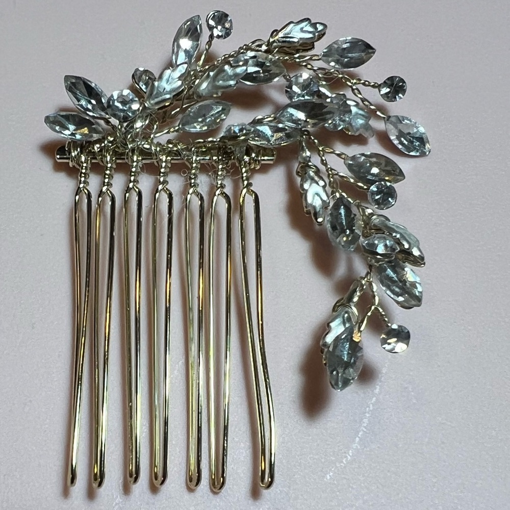 Elegant Silver and Gold Hair Comb